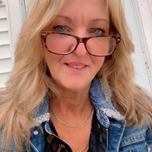 Meet your Posher, Anne